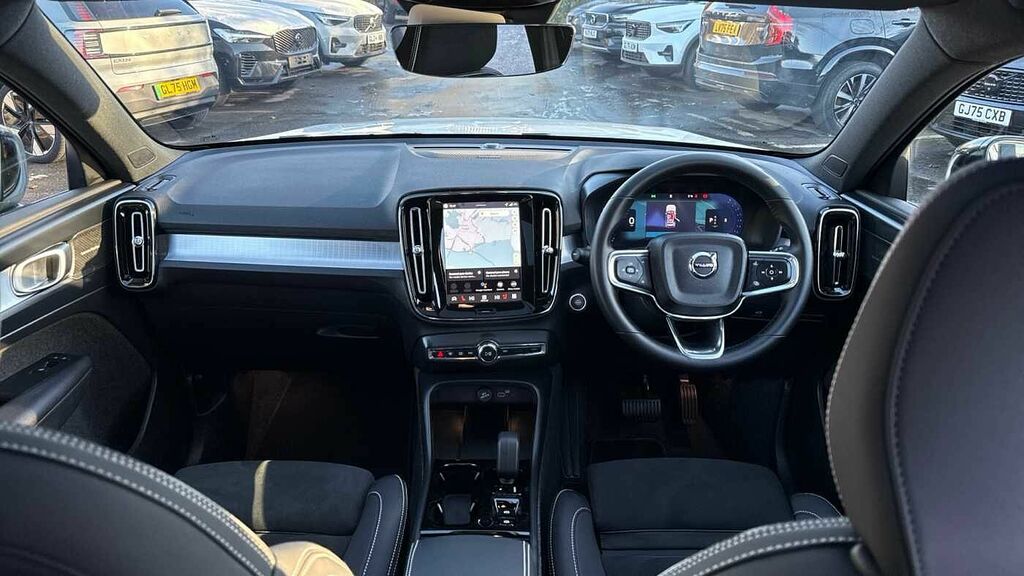 Volvo XC40 Black Edition Ultra, B4 Mild Hybrid, White #5