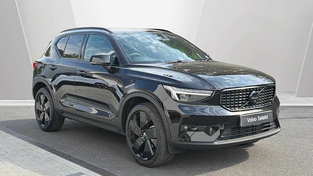 Volvo XC40 B4 P Black Edition Ultra RV26PYT Black