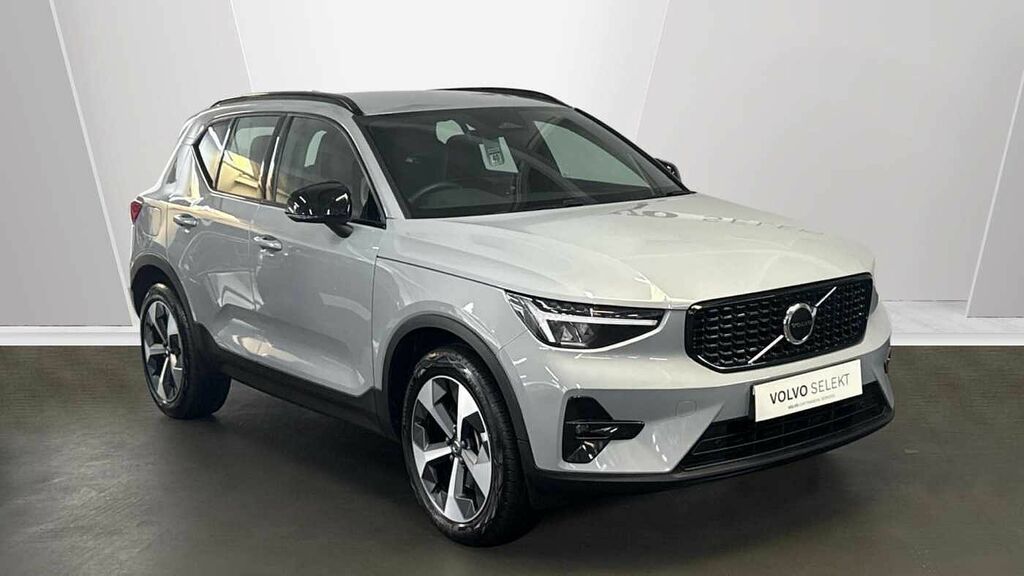 Volvo XC40 Plus, B4 Mild Hybrid, Dark Grey