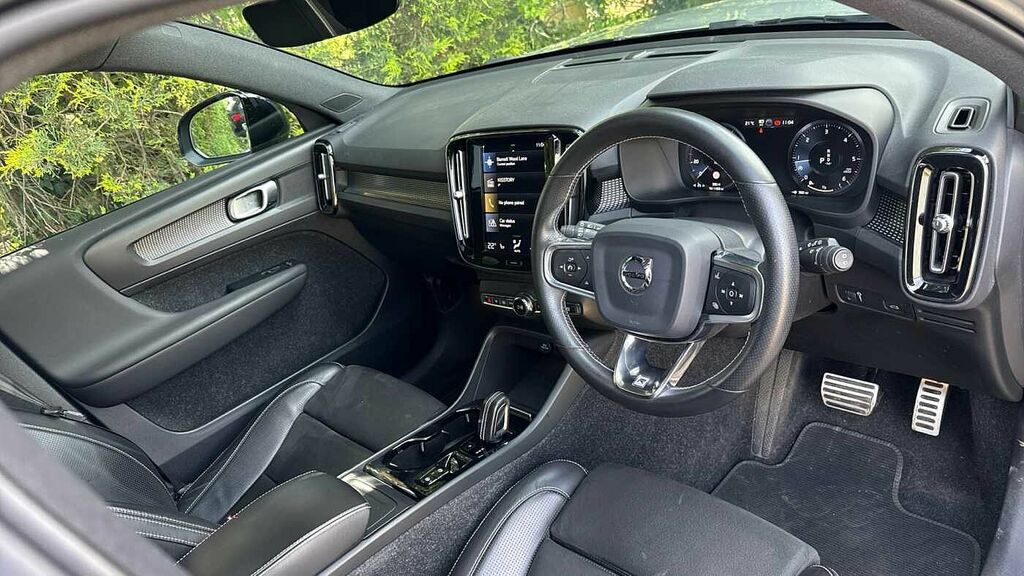 Volvo XC40 D4 Awd R-design Pro Silver #4