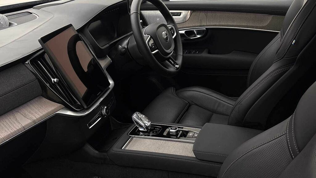 Volvo XC90 B5 P Awd Ultra Dark Black #6