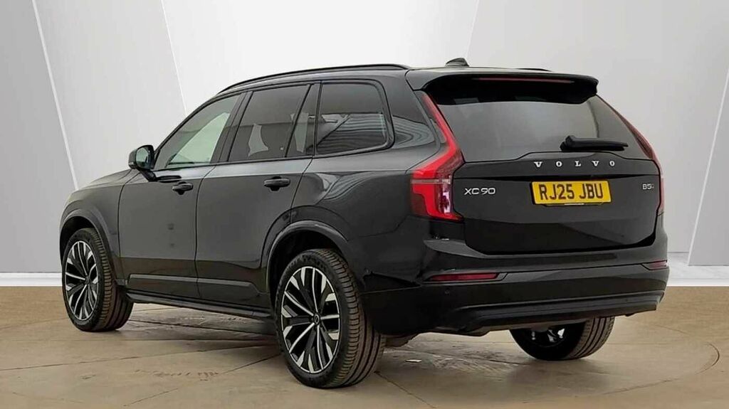 Volvo XC90 B5 P Awd Ultra Dark Black #3