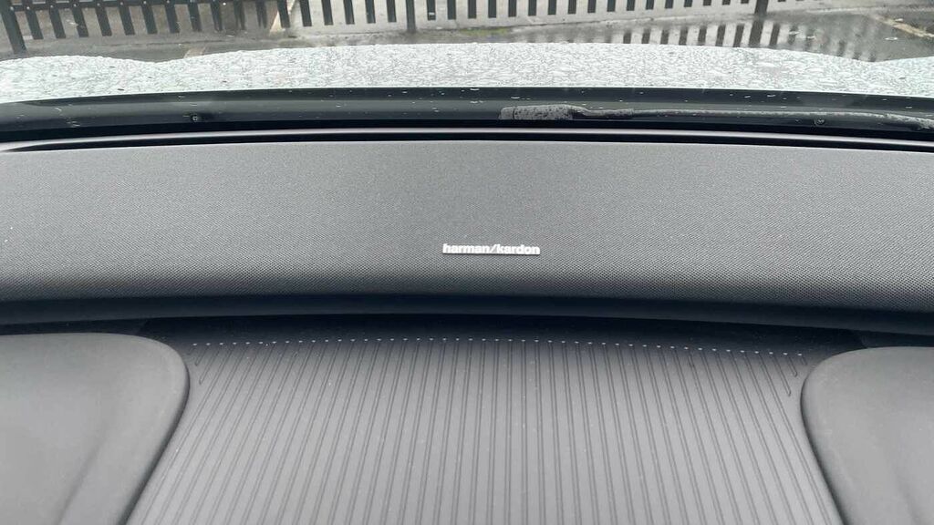Volvo EX30 Cross Country 422 Bhp Ultra, Twin Motor Performance Grey #22