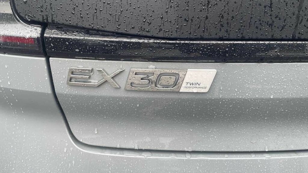 Volvo EX30 Cross Country 422 Bhp Ultra, Twin Motor Performance Grey #29