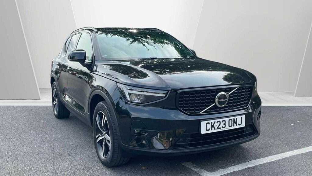 Volvo XC40 2.0 B4p Plus Dark Awd Black