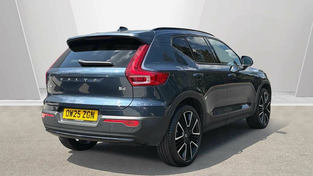 Volvo XC40 B4 P Ultra Dark OW25ZGN Blue #2
