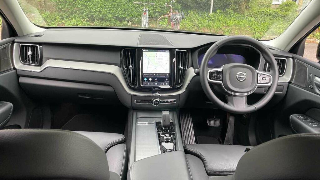 Volvo XC60 2.0 B5p Plus Dark Awd Geartronic Grey #5