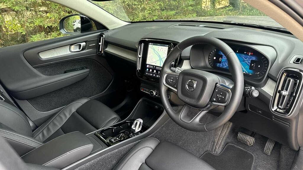 Volvo XC40 Ultra, B3 Mild Hybrid, Dark LG26FTU Silver #4