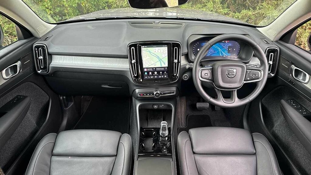 Volvo XC40 Ultra, B3 Mild Hybrid, Dark LG26FTU Silver #5