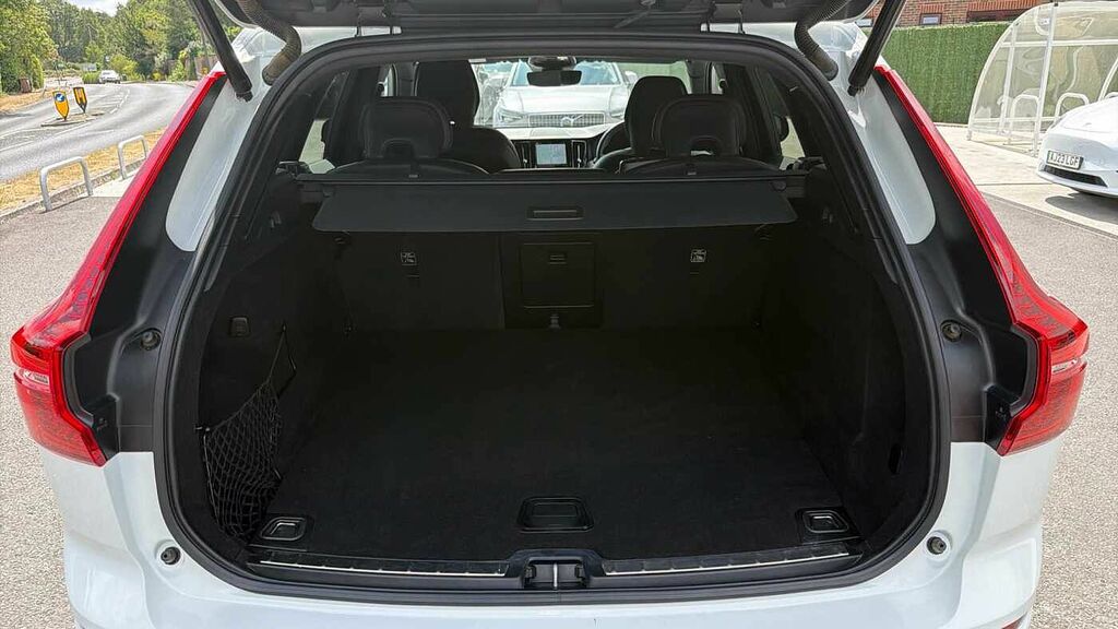 Volvo XC60 R-design, B5 Mild Hybrid Grey #13