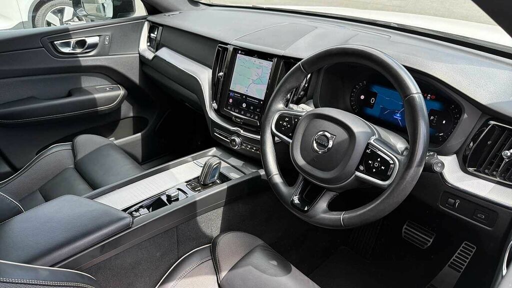 Volvo XC60 R-design, B5 Mild Hybrid Grey #4