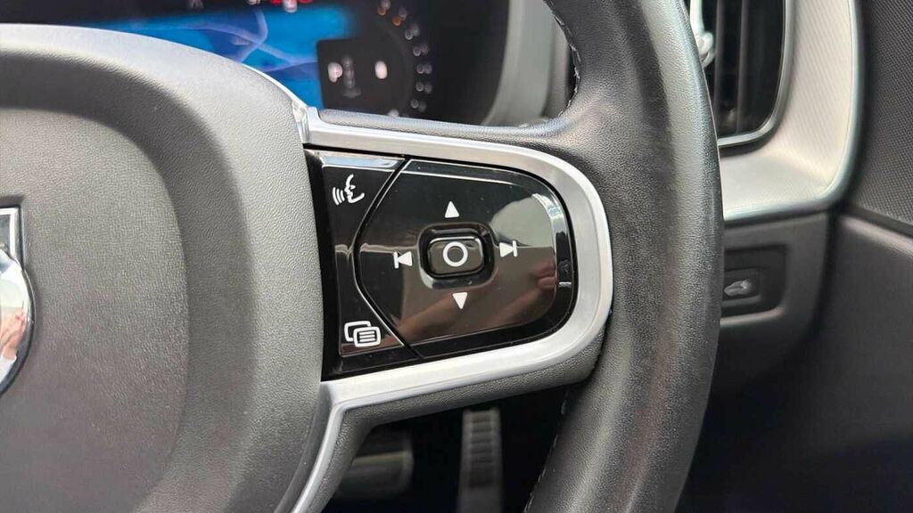 Volvo XC60 R-design, B5 Mild Hybrid Grey #20
