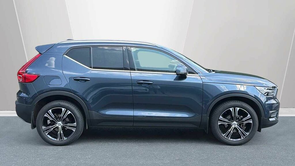 Volvo XC40 T3 Inscription Pro Blue #3