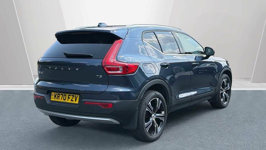 Volvo XC40 T3 Inscription Pro Blue #2