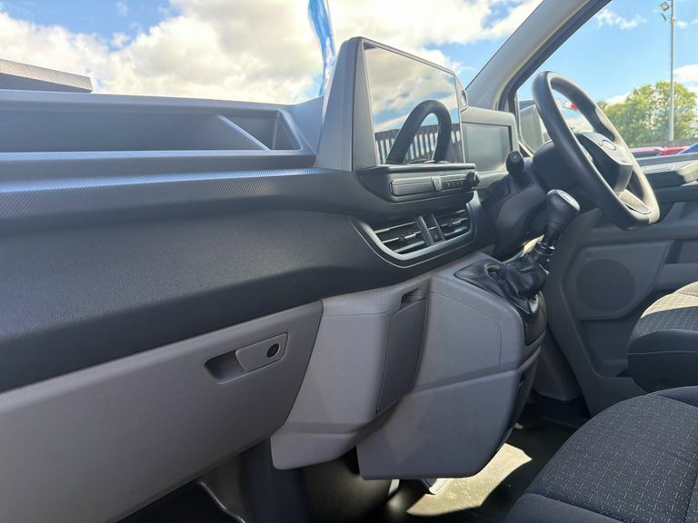 Ford Transit Custom V710 Trend Van 300 L2 2.0L Ecoblue 136Ps Fwd 6 Spe SR73CWC White #3