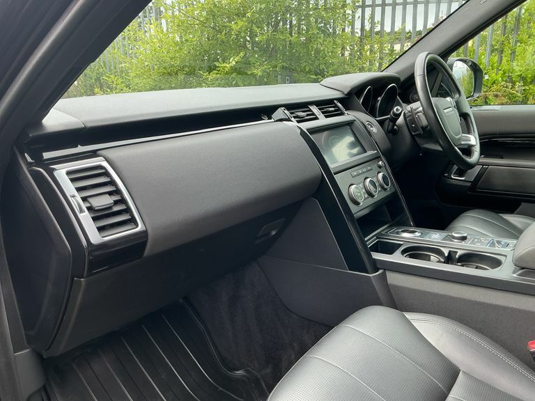 Land Rover Discovery 3.0 D300 Se Commercial GV69NLR Black #3