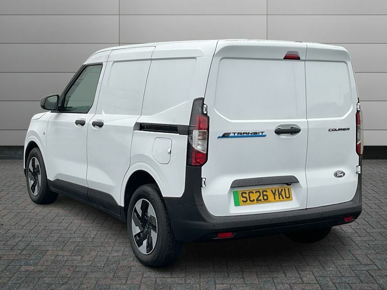 Ford Transit Courier Trend Van 46Kwh Drive 136Ps Fwd 1 Speed A White #2