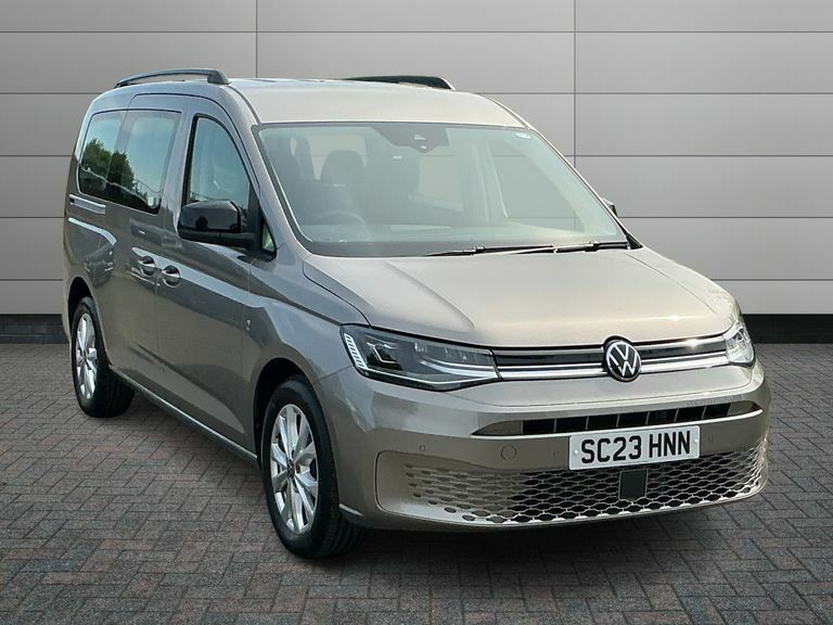 Volkswagen Caddy Maxi Life 1.5 Tsi Life Dsg 5 Seat Estate Brown