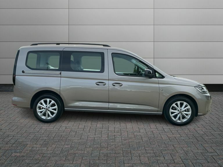 Volkswagen Caddy Maxi Life 1.5 Tsi Life Dsg 5 Seat Estate Brown #5