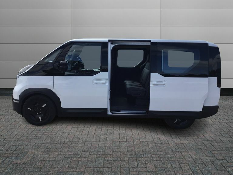 Kia PV5 120Kw Essential Long Range 71Kwh Estate White #6