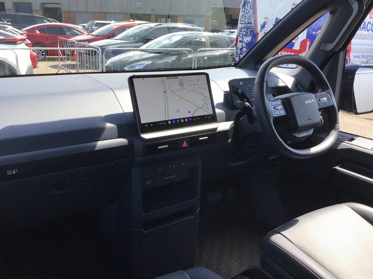 Kia PV5 120Kw Essential Long Range 71Kwh Estate White #3