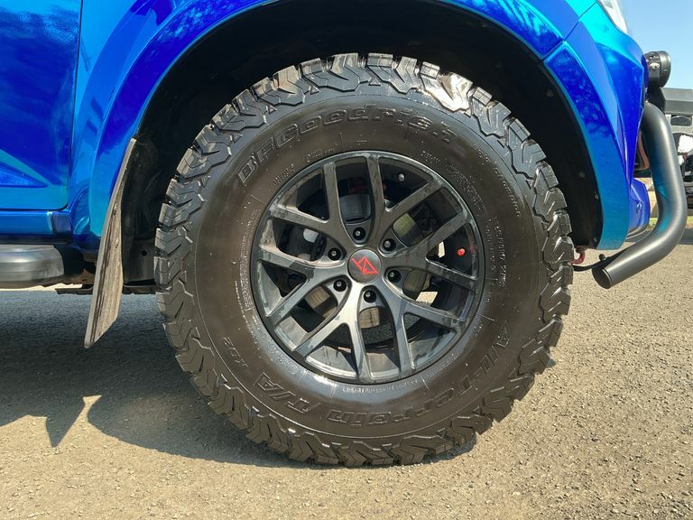 Isuzu D-Max 1.9 Arctic Trucks At35 Double Cab 4X4 Blue #4