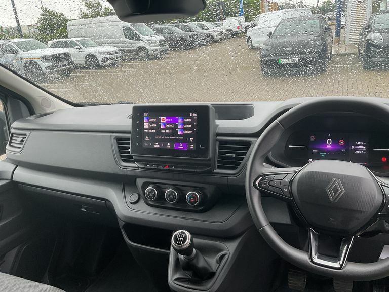 Renault Trafic Ll30 Blue Dci 130 Advance Safety Van White #10