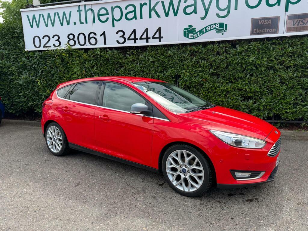 Ford Focus 1.5 Tdci Titanium X Euro 6 S S Red