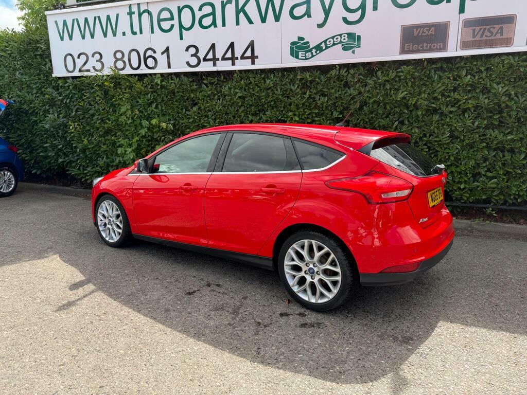 Ford Focus 1.5 Tdci Titanium X Euro 6 S S Red #2