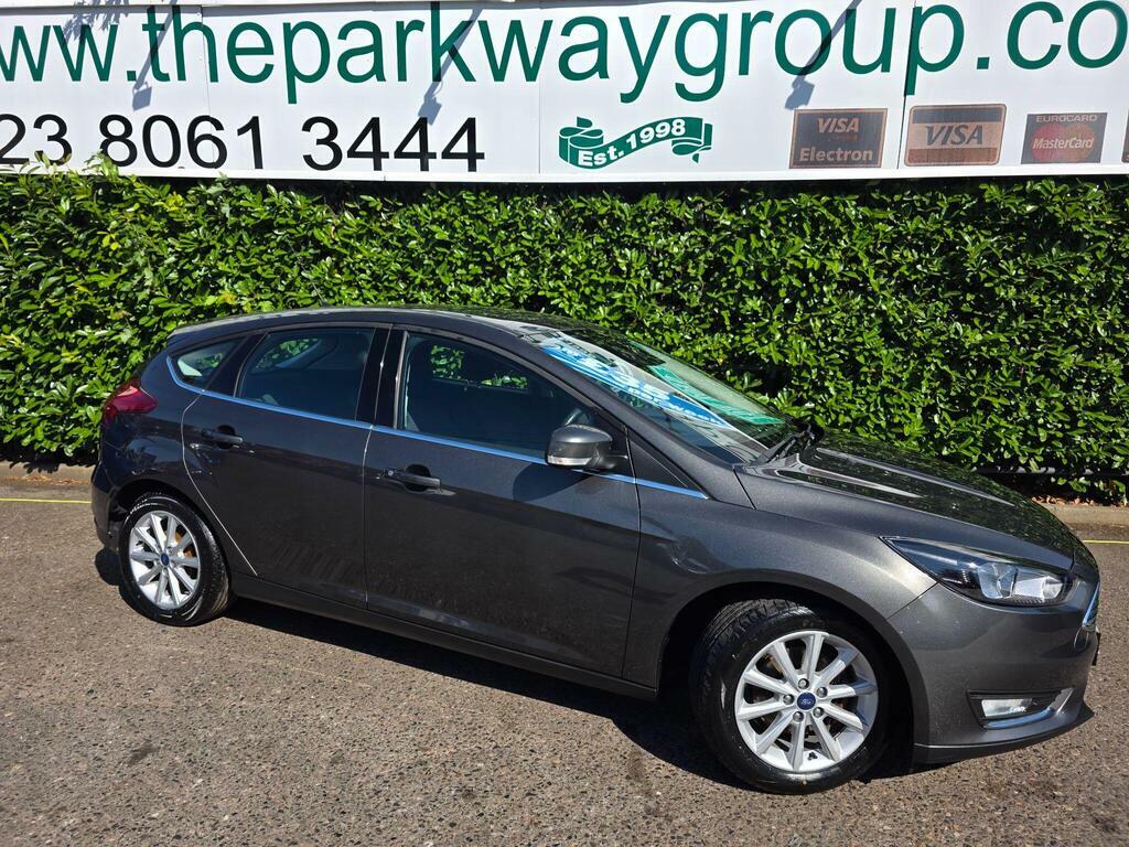 Ford Focus 1.0T Ecoboost Titanium Euro 6 S S Grey