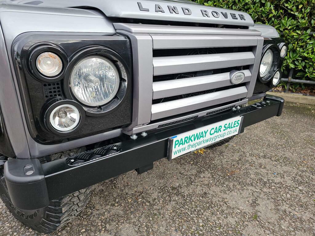 Land Rover Defender 90 90 Xs Station Wagon Tdci 2.2 Grey #51