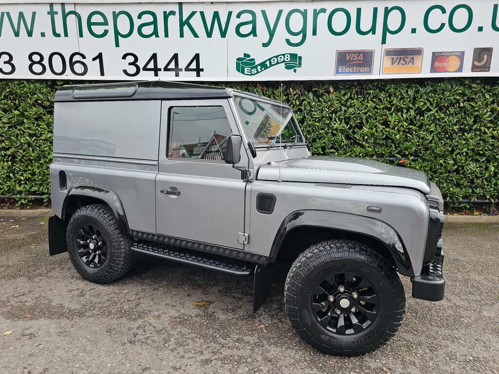 Land Rover Defender 90 2.2 Td X Tech Hard Top Grey