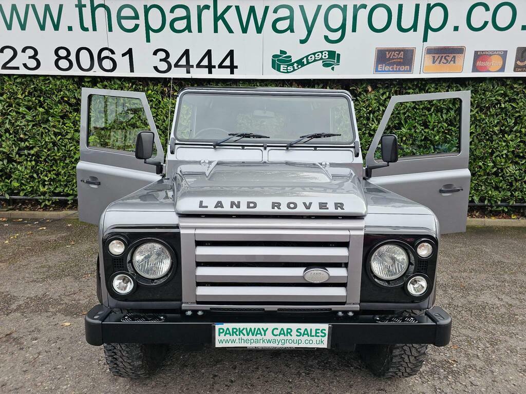 Land Rover Defender 90 2.2 Td X Tech Hard Top Grey #2