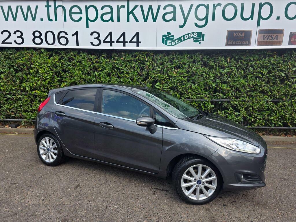 Ford Fiesta 1.0T Ecoboost Titanium Euro 6 S S Grey