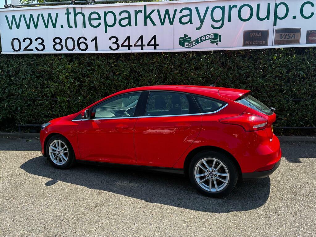 Ford Focus 1.0T Ecoboost Zetec Euro 6 S S Red