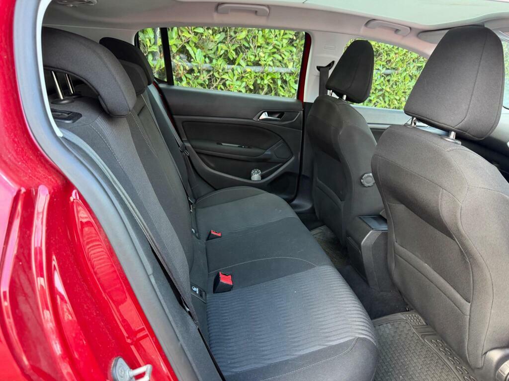 Peugeot 308 1.6 E-hdi Active Euro 5 S S Red #5