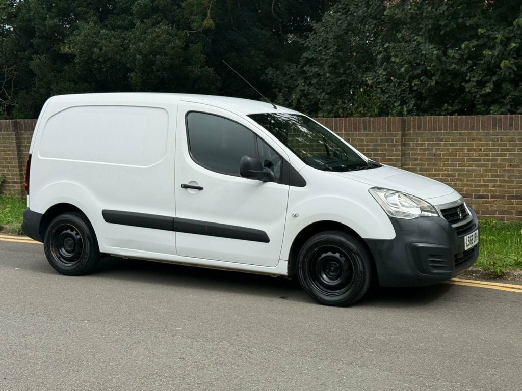 Peugeot Partner 1.6L Se LS68UPA White #3