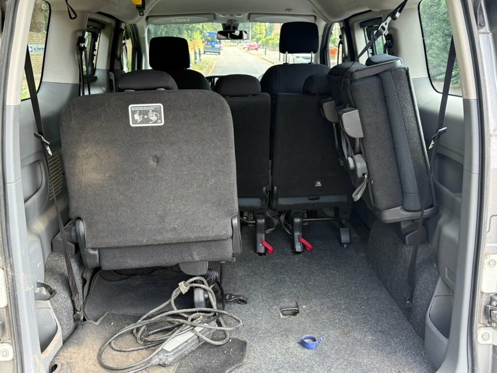 Nissan e-NV200 Panel Van White #17