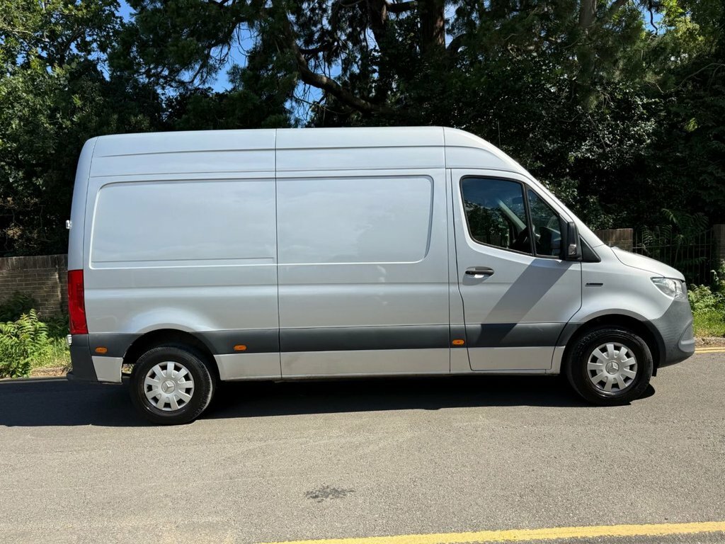 Mercedes-Benz eSprinter Mpv Silver #5