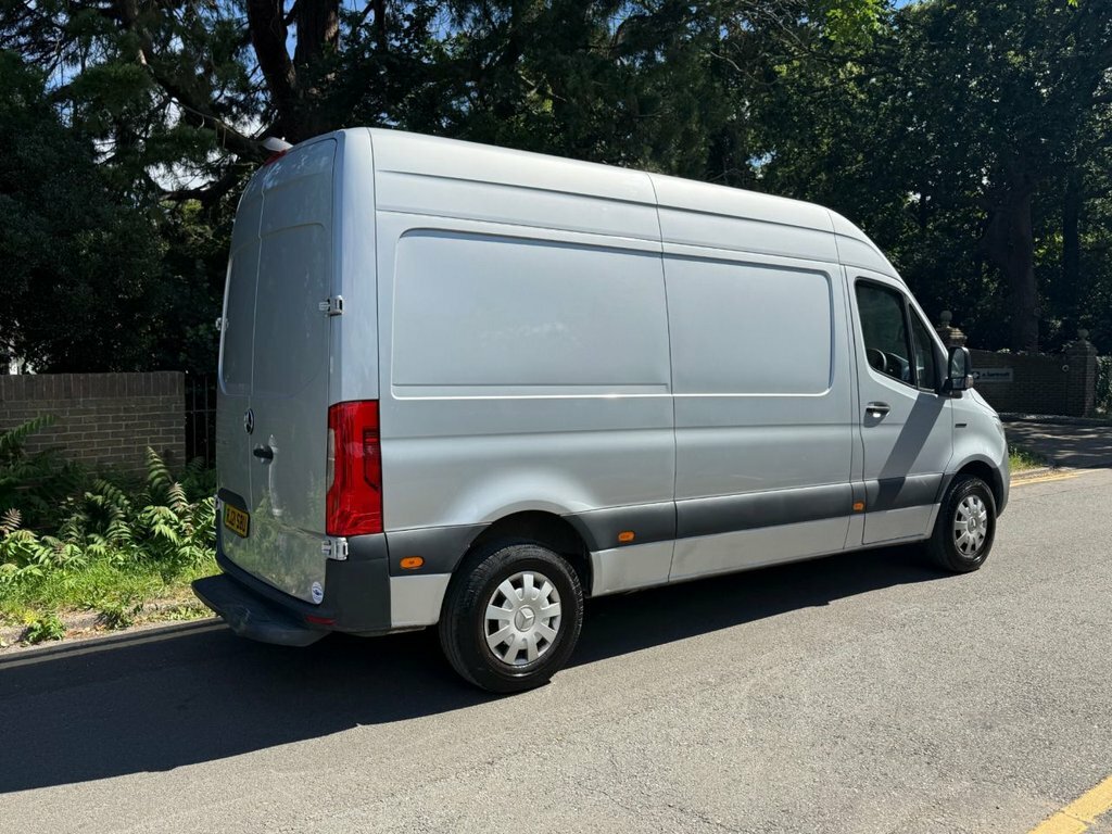 Mercedes-Benz eSprinter 85Kw 55Kwh Progressive Van 80Kw Charger  #18