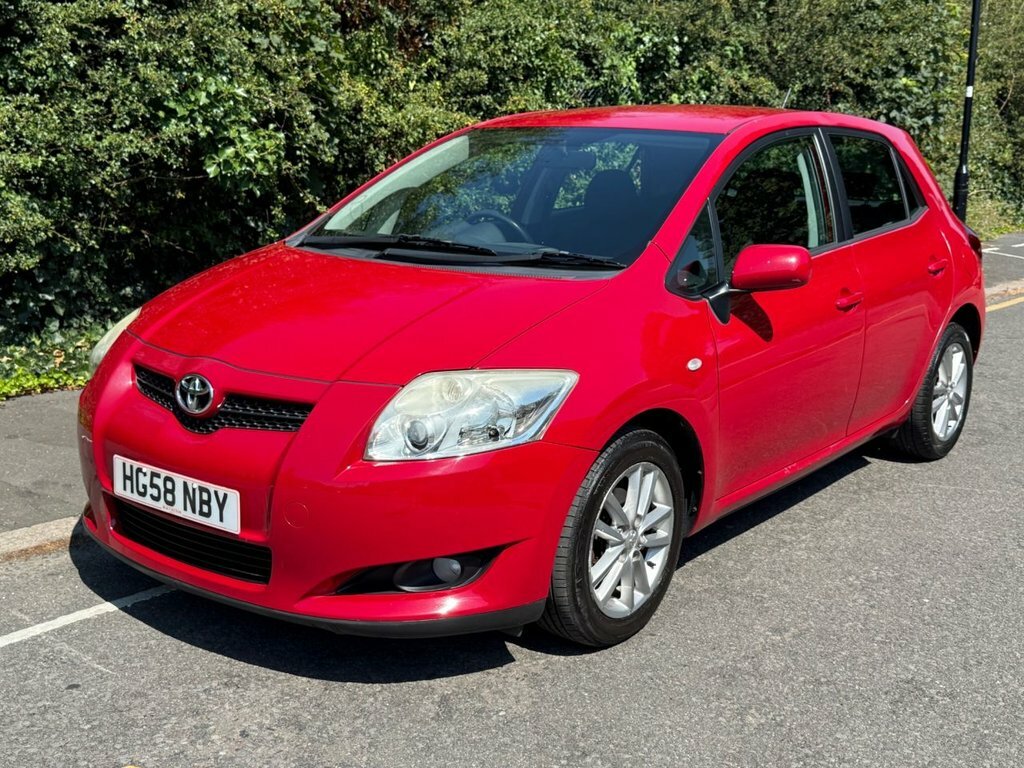 Toyota Auris 1.3L Tr Red #6