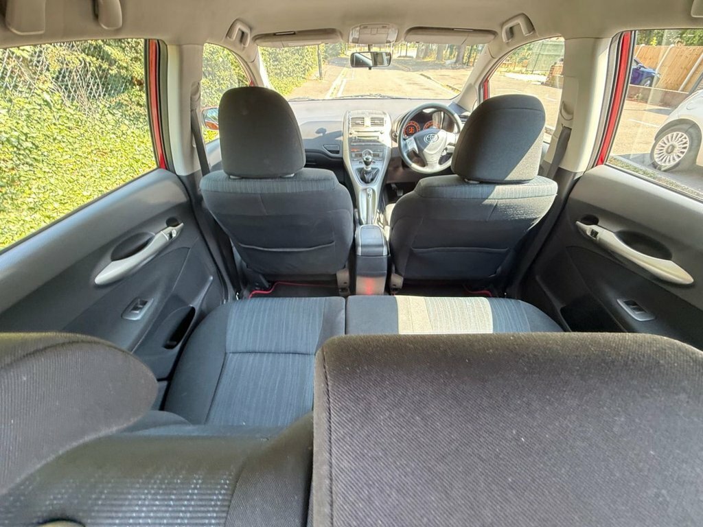 Toyota Auris T Spirit Vvt-i Mm Grey #14