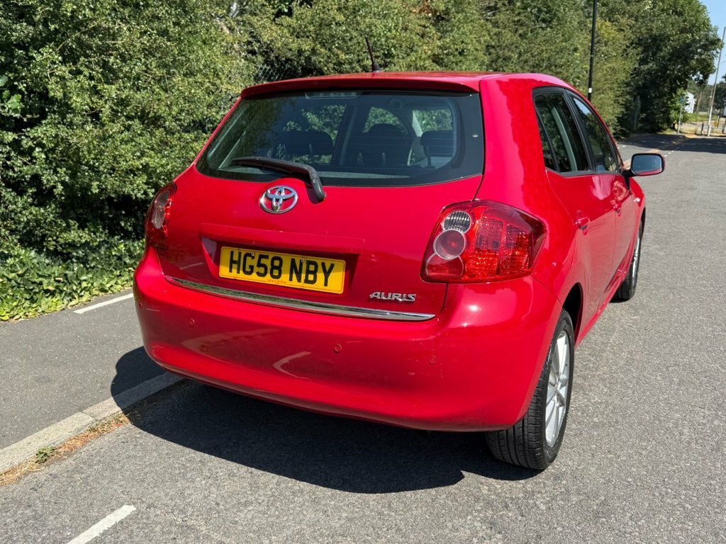 Toyota Auris 1.3L Tr Red #5