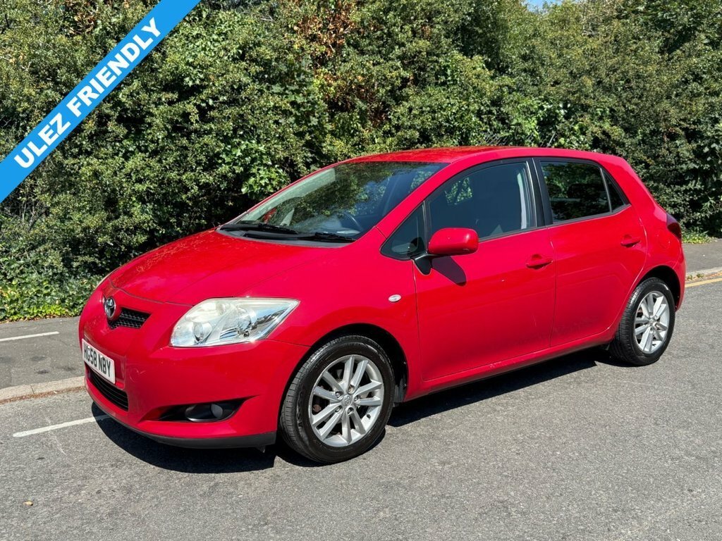 Toyota Auris 1.3L Tr Red