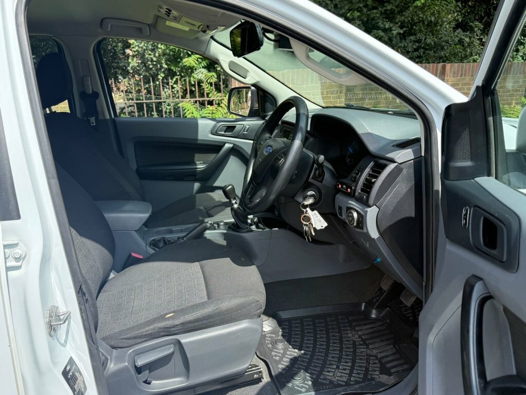 Ford Ranger Wildtrak 4X4 Dcb Grey #22