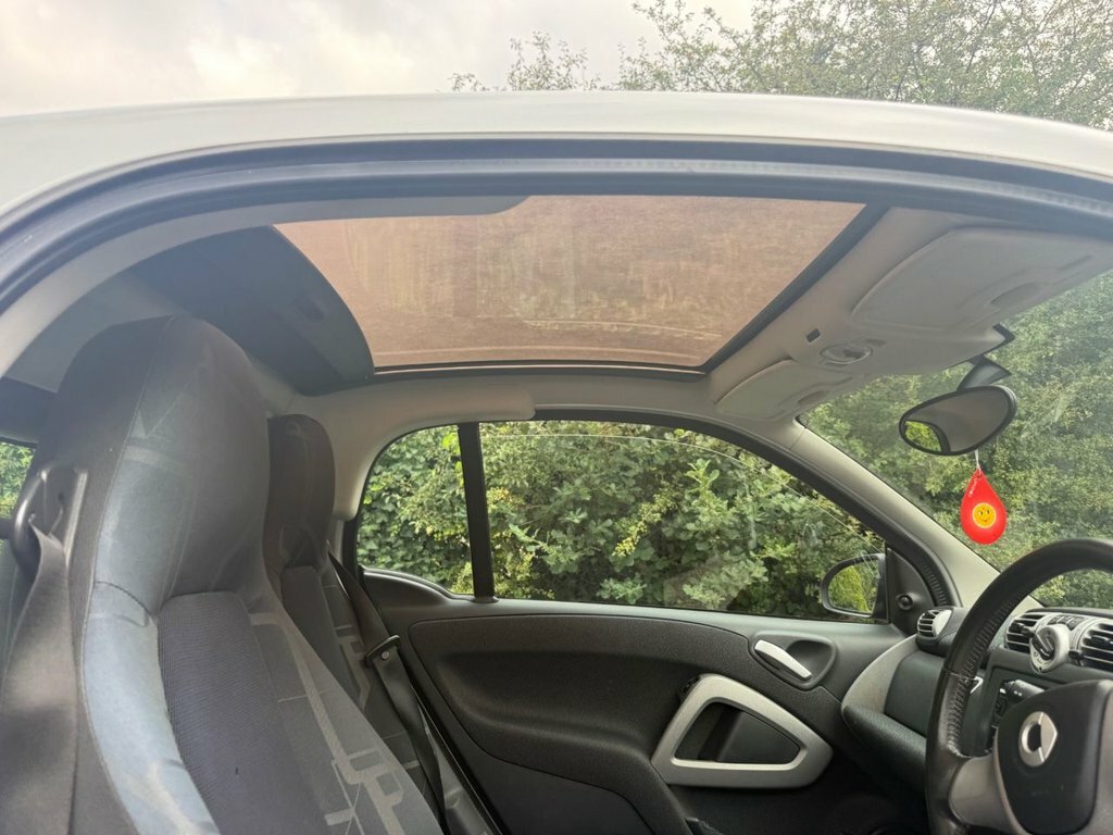 Smart Fortwo Coupe Passion Mhd White #9