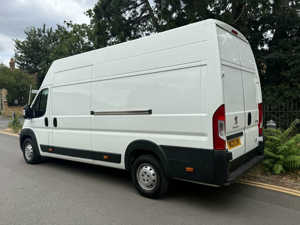 Peugeot Boxer 2.2L Professional White #6
