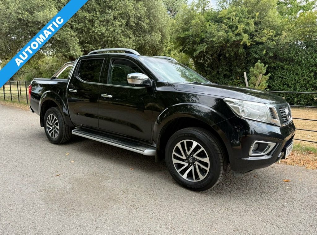 Nissan Navara 2.3L Tekna Black #3