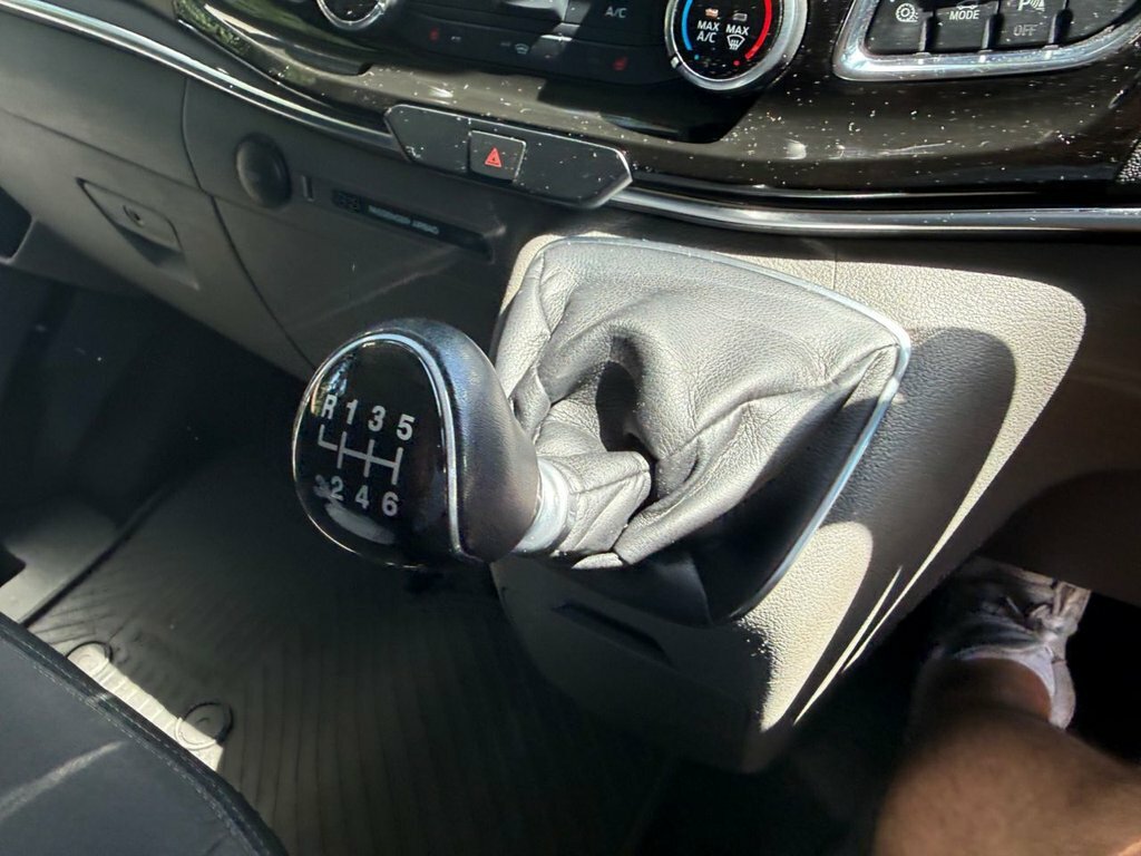 Ford Tourneo Custom 2L Titanium Silver #9