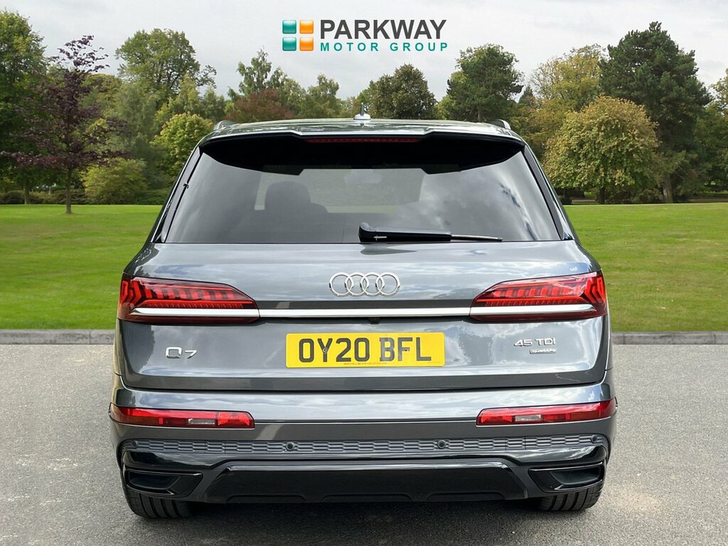 Audi Q7 Suv OY20BFL Grey #5